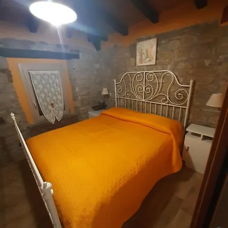 فندق مبيت وإفطار La Rocchetta Dal Sroz *