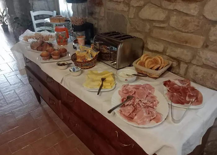 La Rocchetta Dal Sroz 住宿加早餐酒店 San Benedetto Val di Sambro